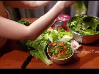 Foodporn ep.1 noodles et nudes- chinois adolescent cuisiniers en lingerie et suce bbc pour dessert 4k ã§ââ¹ã©â¥âªã¨â¡â¨ã¦â¼â xxx film films
