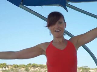 Jeny Smith on a Speedboat, Free HD dirty film video 2d