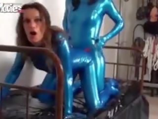 Lustful Latex Amateur Fiona Drilled With A Strap On