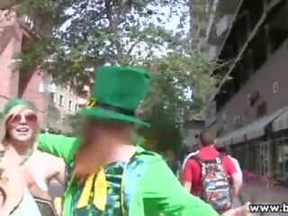 Bffs - un gruppo cazzo fest su st. pattys!