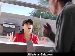 Incredible Asian Pizza Delivery lassie Ember Snow Fucks Gamers Cocks