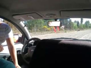 Joven desconocida mij masturba nl mi auto nl la calle