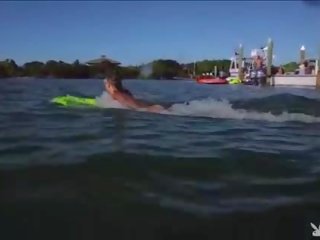 Badass smashing babes topless jetski actie