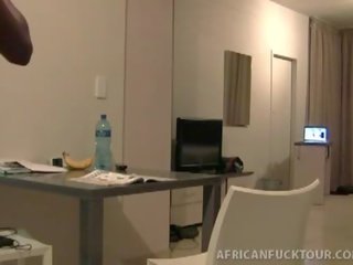 Sex video tourist picks up skinny african sex prostitute lakisha