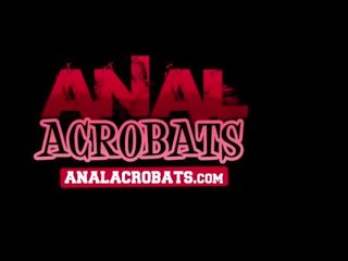 Analacrobats strapon lesbisk anala 3way