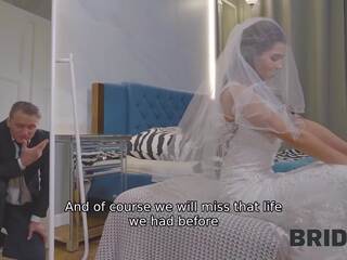 Bride4k. människa fucks terrific serina gomez rakad fittor medan guests är väntar för dem