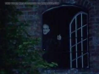 Nosferatu vampír bites panenský dievča, zadarmo dospelé video f2