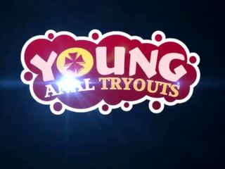 年輕 肛門 tryouts - 深 口交 一切 日