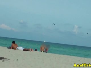 Tmavé amatérske na the pláž zadok fucked v verejnosť