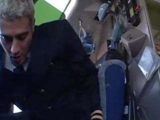 Ťažký dospelé klip s veľmi neuveriteľný stewardesses