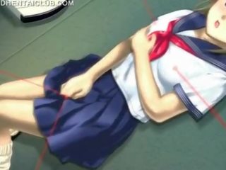 Hentai deity en escuela uniforme masturbándose coño