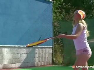 Αυνανισμός μόλις μετά τένις