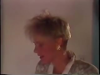 Secretaries 1990: mugt 1990 tüb kirli video clip 8b