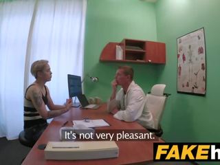 Falošný nemocnica profesor brings pocit späť na pička s ťažký jebanie