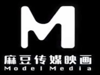 Av 模型 media asia- 我的 女 老闆 是 一 腳功封口 醫 人 和 我 真 喜歡 它 !