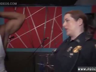 Lesbiană politie ofițer și angell veri politie in gasca brut mov