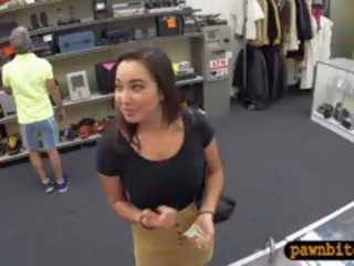 College daughter Pawns Her Pussy And Pounded At The Pawnshop