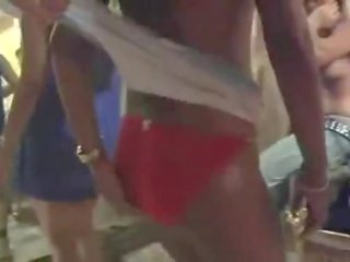 Nud întuneric piele fete privat xxx video bandă