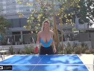 Tiếng nổ thực milfs alexis fawx nhấp nháy & sự nịnh hót con gà trống pooside