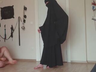 मुसलमान गर्लफ्रेंड बेंत फॅट स्लेव