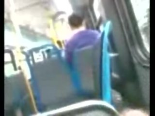 See poiss on hull kuni tolvan ära sisse a buss